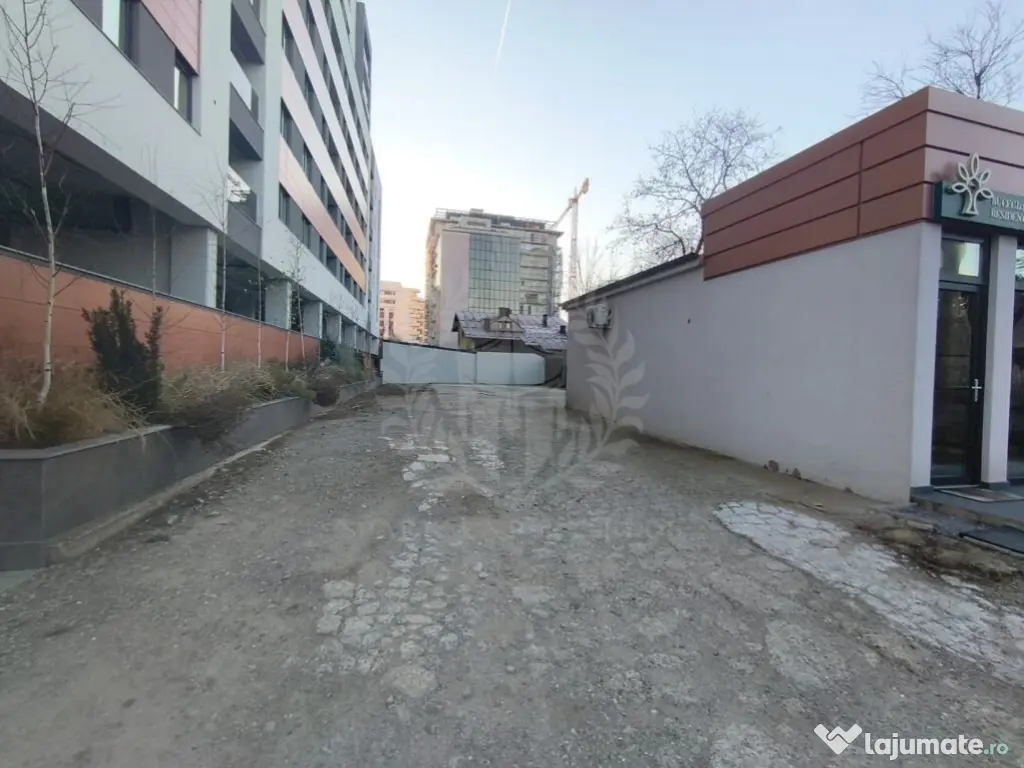 TEREN ULTRACENTRAL// PALATUL DE JUSTITIE PLOIESTI 