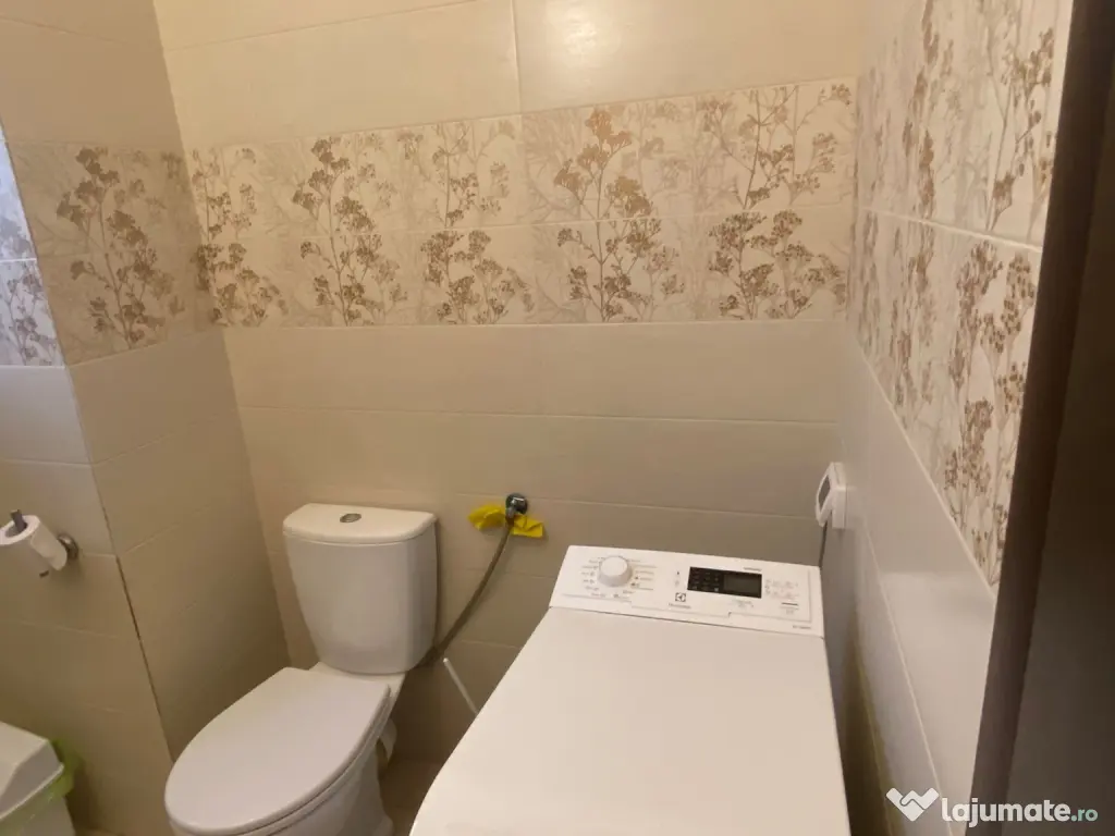 Particular ofer spre inchiriere 2 camere Calea Calarsilor bloc 2014 