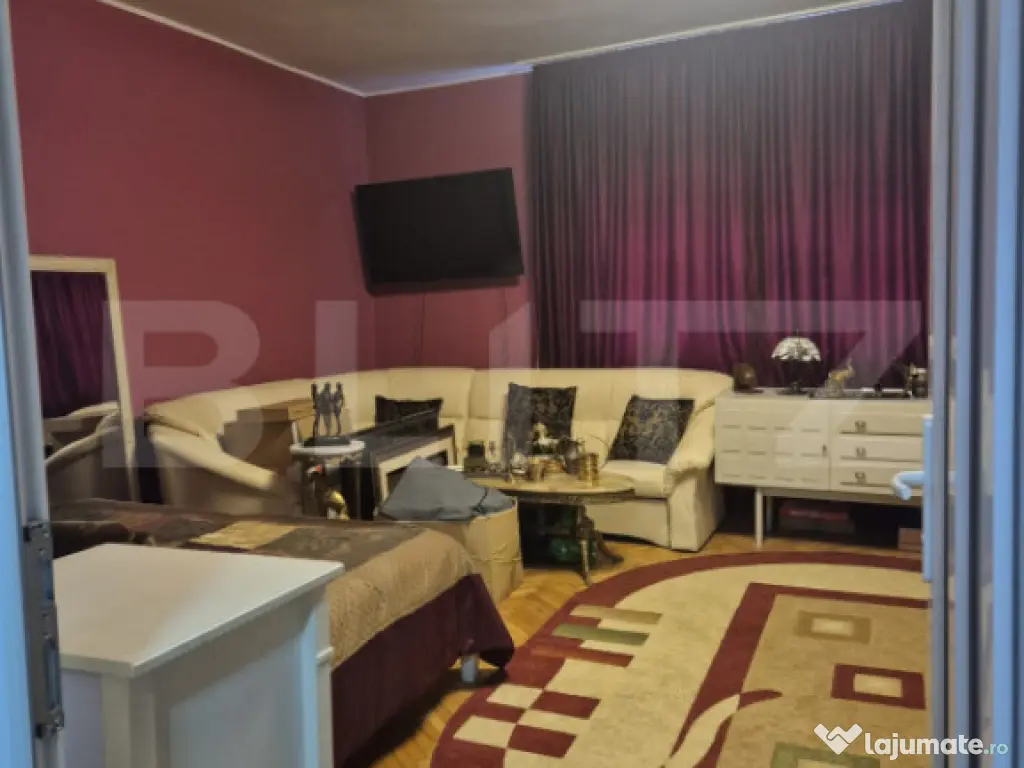 Casa renovata de vanzare in zona centrala, 400 mp teren 