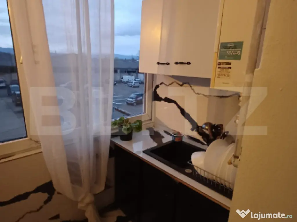 Apartament de vanzare, cu 3 camere, 67 mp, zona parc Debarca 