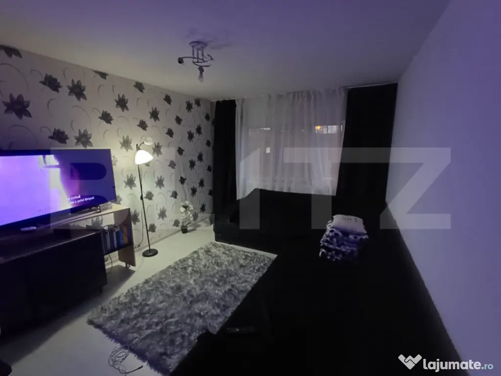 Apartament de vanzare, cu 3 camere, 67 mp, zona parc Debarca 