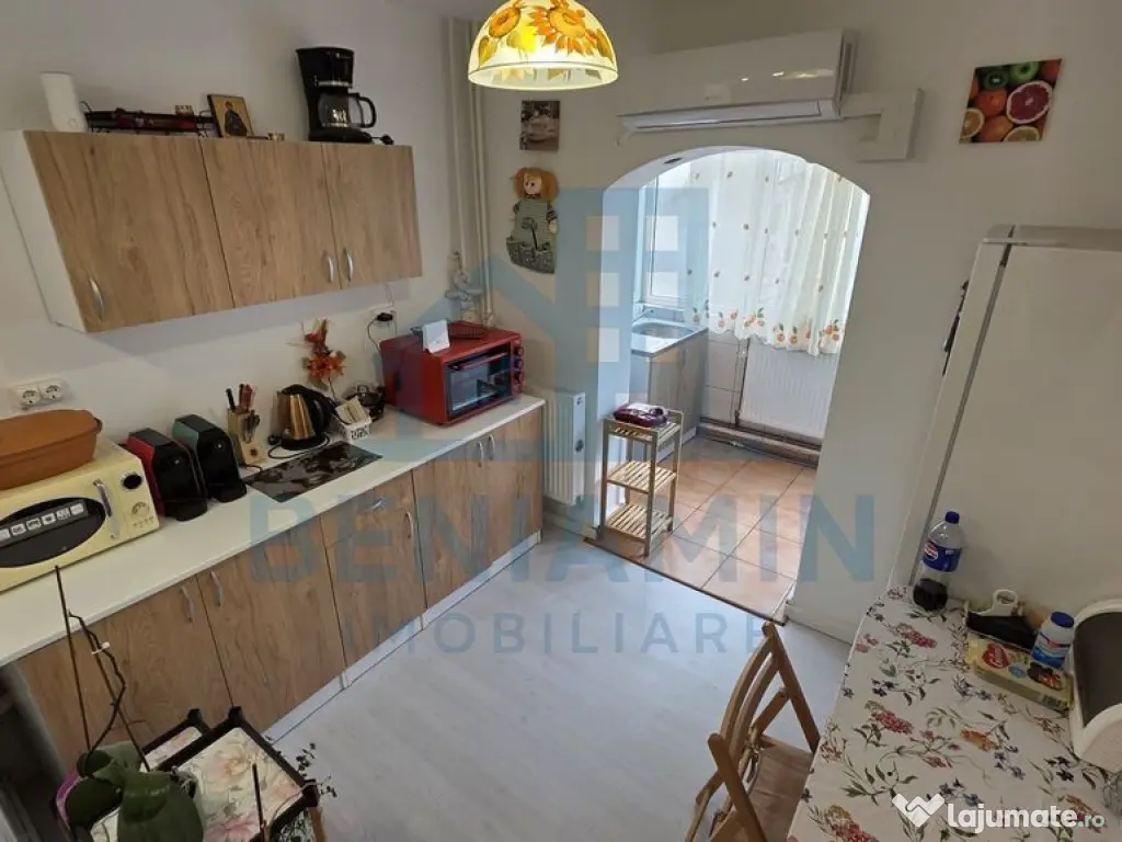 Apartament-Doua-Camere-Decomandat-1Mai-Etaj 2 