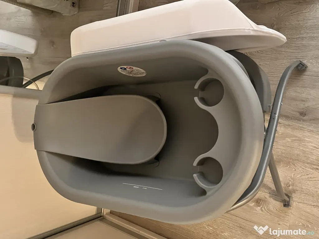 Cadă și saltea înfășat bebeluși 