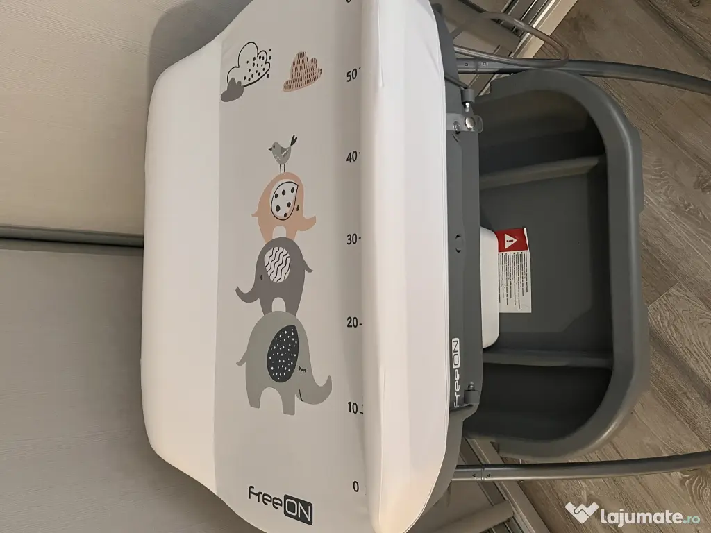 Cadă și saltea înfășat bebeluși 