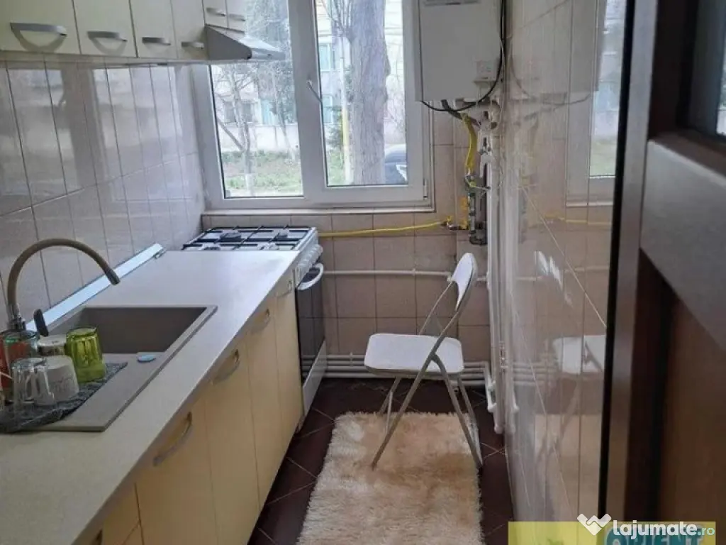 Inel 2, de inchiriat 3 camere, etaj 1, mobilat, gaze 