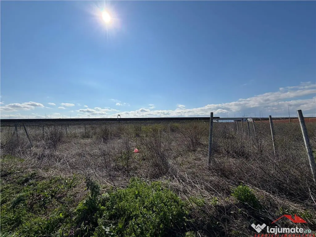 Teren intravilan 700mp in zona de Nord de 