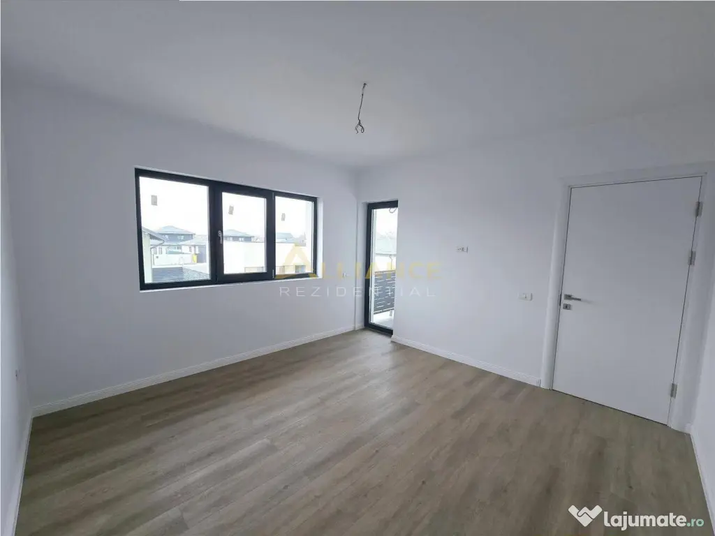 Vila individuala- panouri solare- 4 camere- 800m de STV - 4 