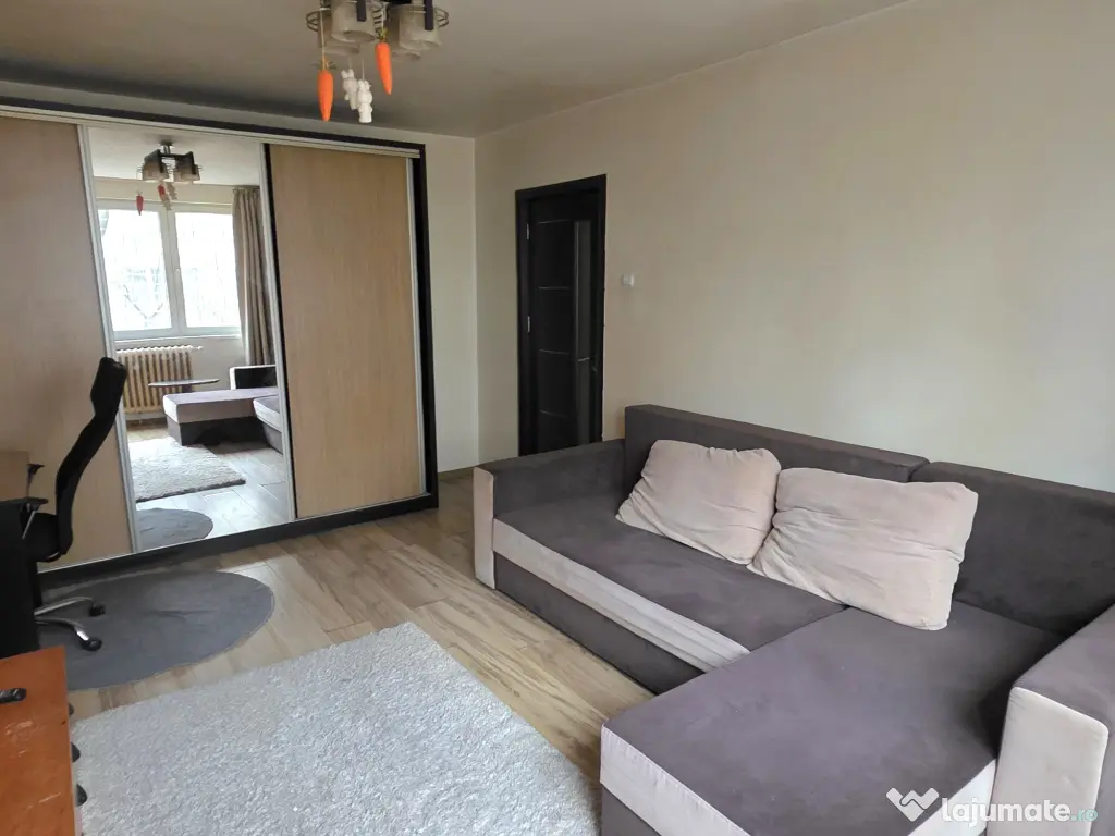 Proprietar vand garsoniera Drumul Taberei | decomandata | Metrou Valea Ialomitei