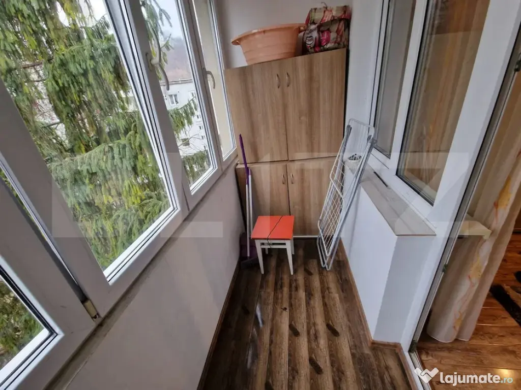 Apartament 2 camere, semidecomandat, A.C., zona : Grigorescu 