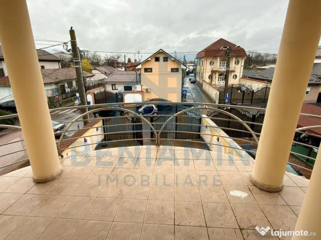 Vila P+2 Alexandru Cel Bun cu doua etaje si curte proprie 