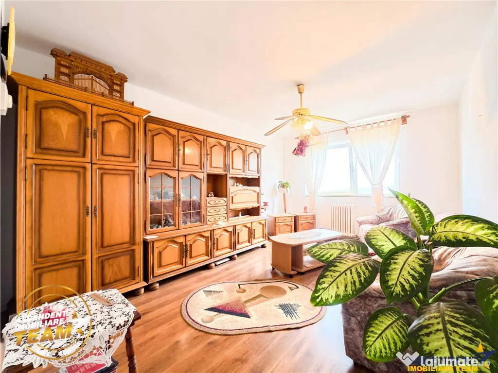 3D Tur! 3 camere,decomandate,apreciabila ariere,Dealului,Sim 