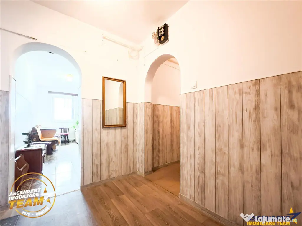 3D Tur! 3 camere,decomandate,apreciabila ariere,Dealului,Sim 