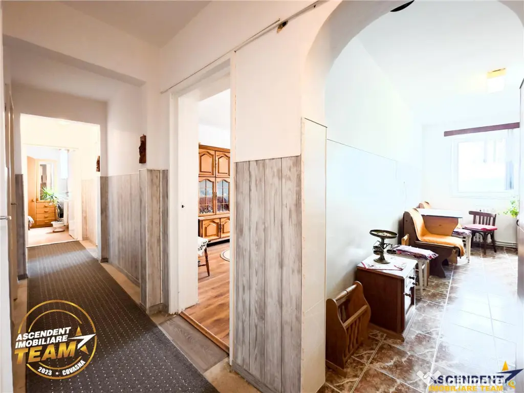 3D Tur! 3 camere,decomandate,apreciabila ariere,Dealului,Sim 