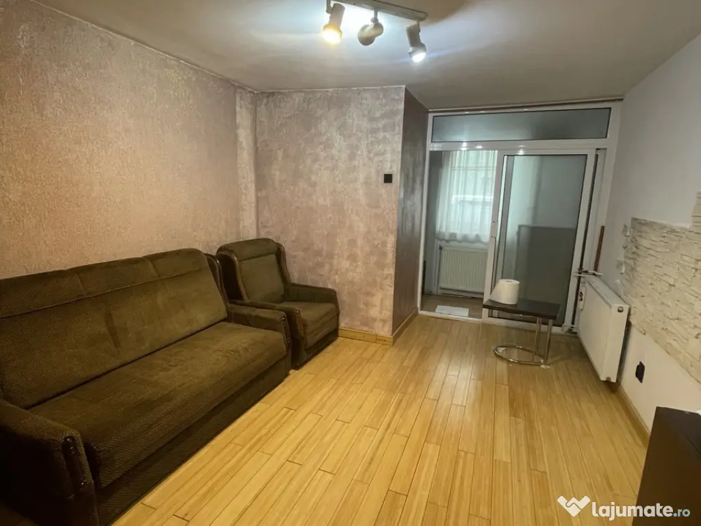 Garsoniera de inchiriat -zona AFI Mall Brasov 