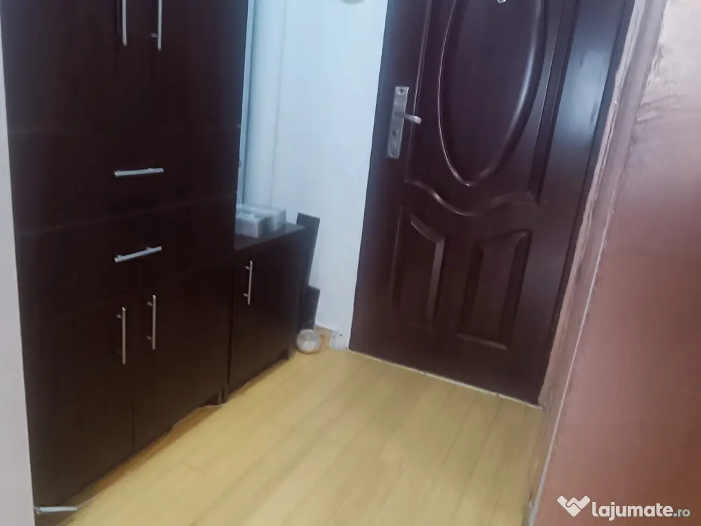 Garsoniera de inchiriat -zona AFI Mall Brasov 