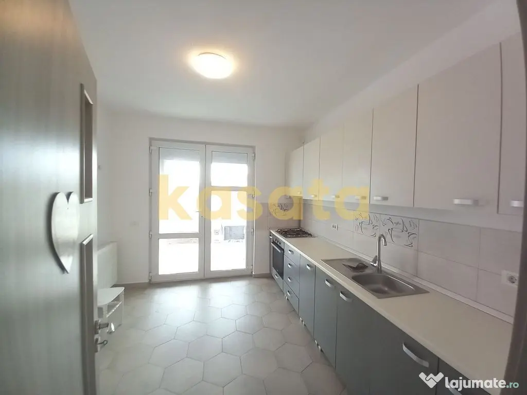 Vilă Modernă 4 Camere | Curte Privată | Zonă Excelent... 