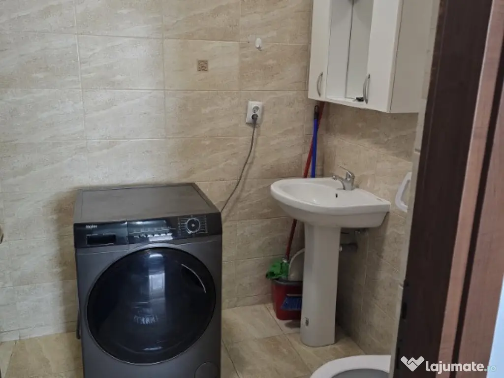 Inchiriez aparrament cu 3 camere in prl ghencea sect 6 