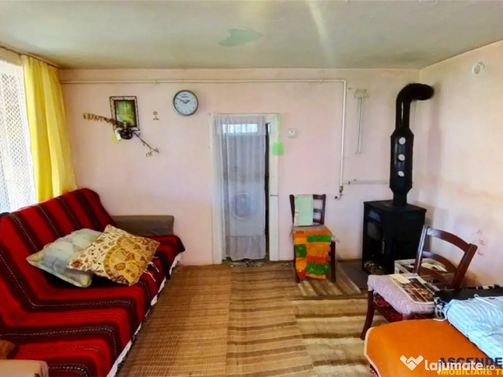 Tur 3D!4.300 mp teren, pomicultura casa traditionala, anexe