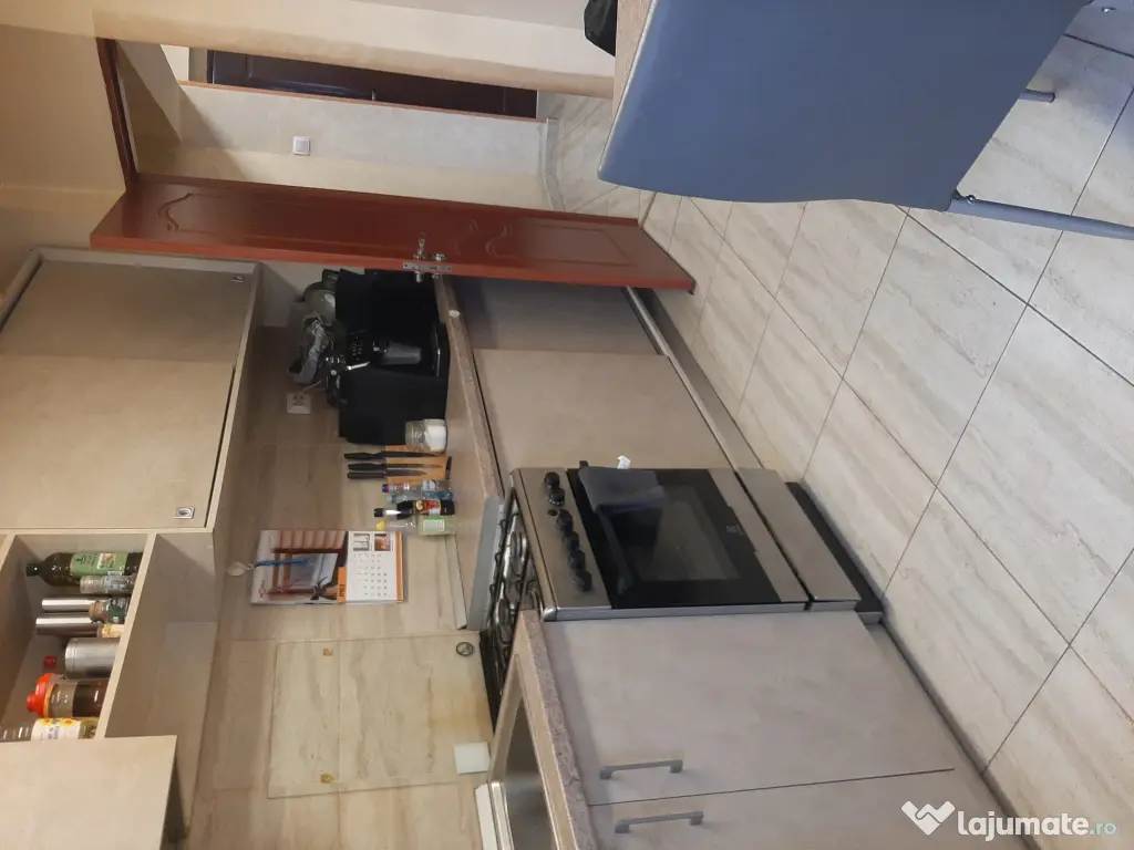 2 camere Mosilor / colt cu Stefan cel Mare