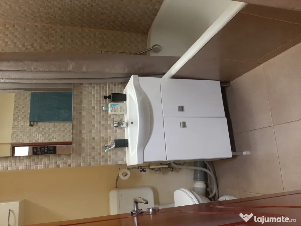 2 camere Mosilor / colt cu Stefan cel Mare