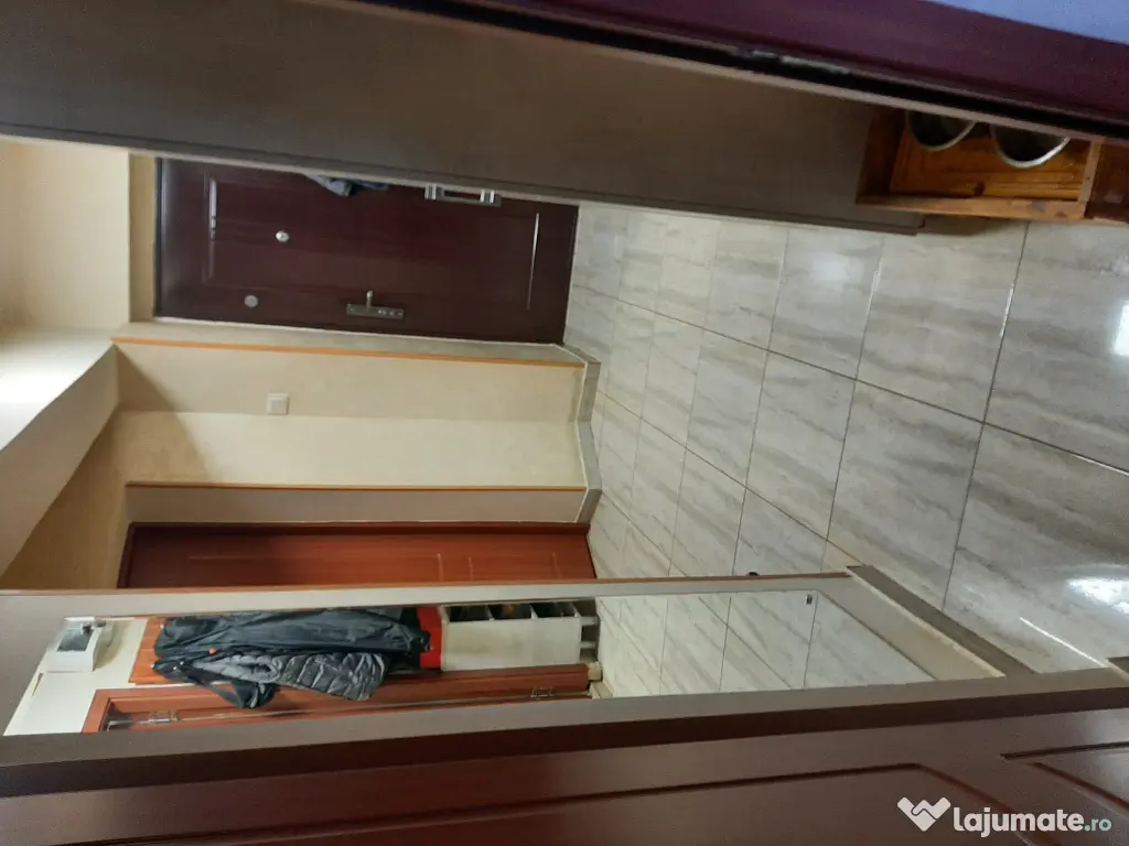 2 camere Mosilor / colt cu Stefan cel Mare