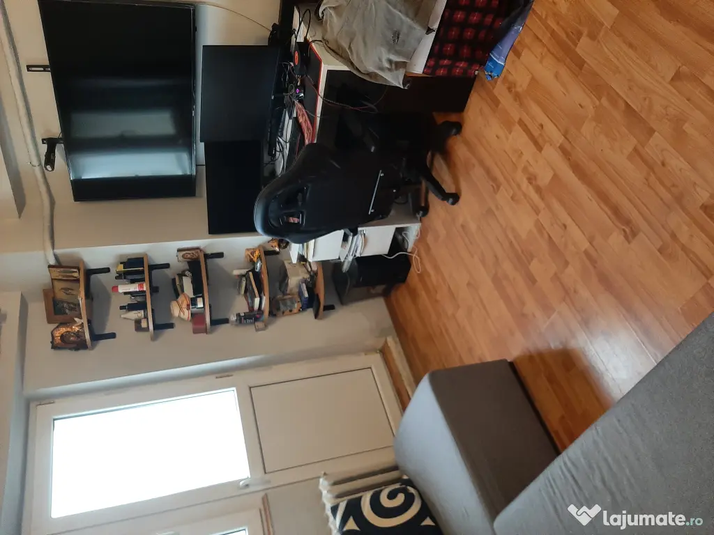 2 camere Mosilor / colt cu Stefan cel Mare