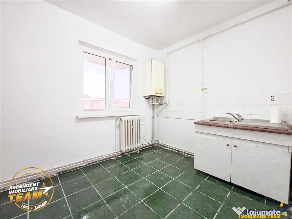 3D!Apartament 3 camere,decomandat,65 mp,zona linstita, Lenin 