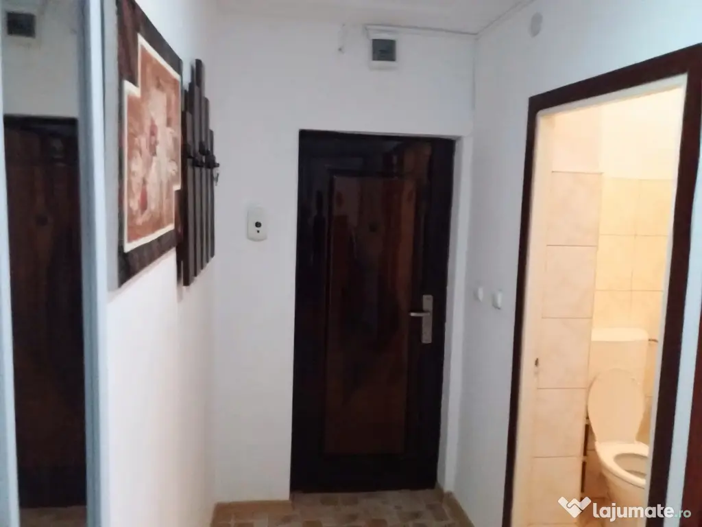 Garsonieră decomandată complet mobilată și utilată, etajul 1 ,cartier 1 Mai