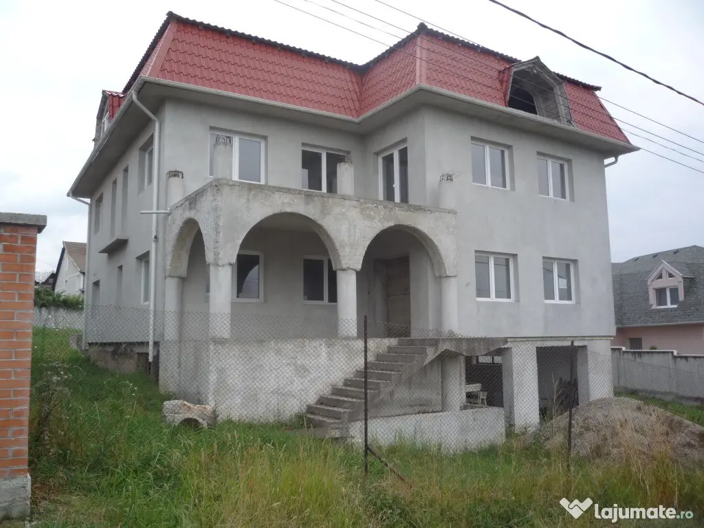 Vila D+P+E+M, sc 800 , teren 1250 , zona Doja-Spital , gaz