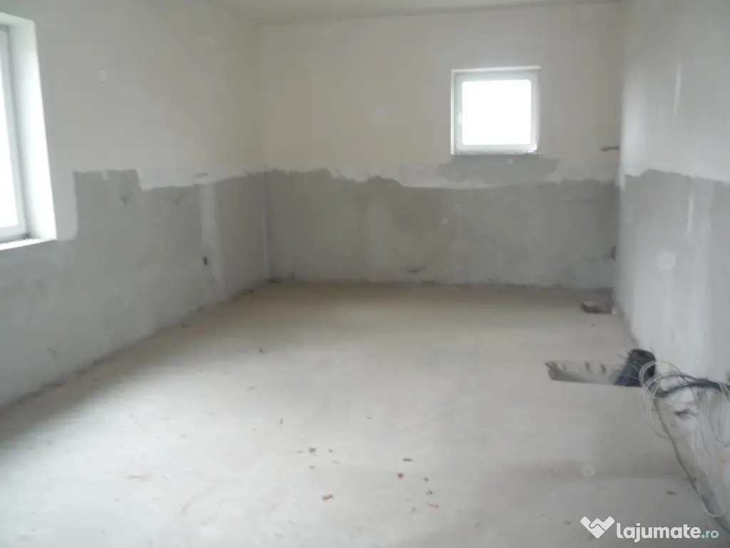 Vila D+P+E+M, sc 800 , teren 1250 , zona Doja-Spital , gaz 