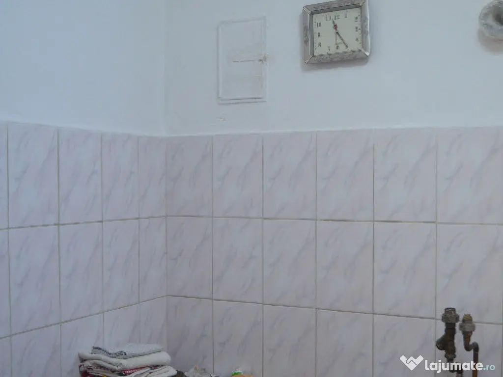 Busteni -apartament cu 2 camere ,parter 