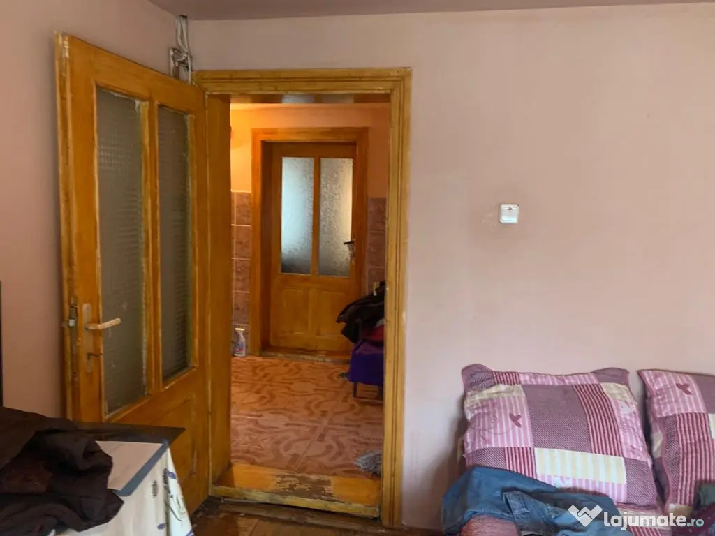 Inchiriez casa 10 cam. in Pancota - ID : RH-30973-property 