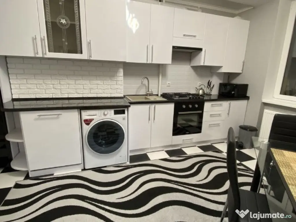 1 camera zona Tipografilor