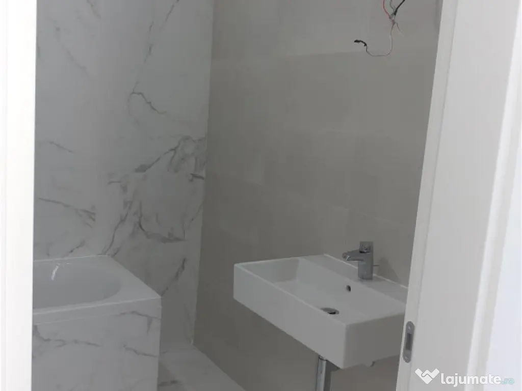 Apartament 3 Camere 77 mp Tower Residence Sos.Salaj 