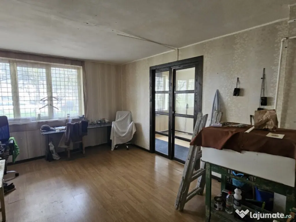 NORD - spatii birouri parter sau etaj intre 50 si 100 mp 