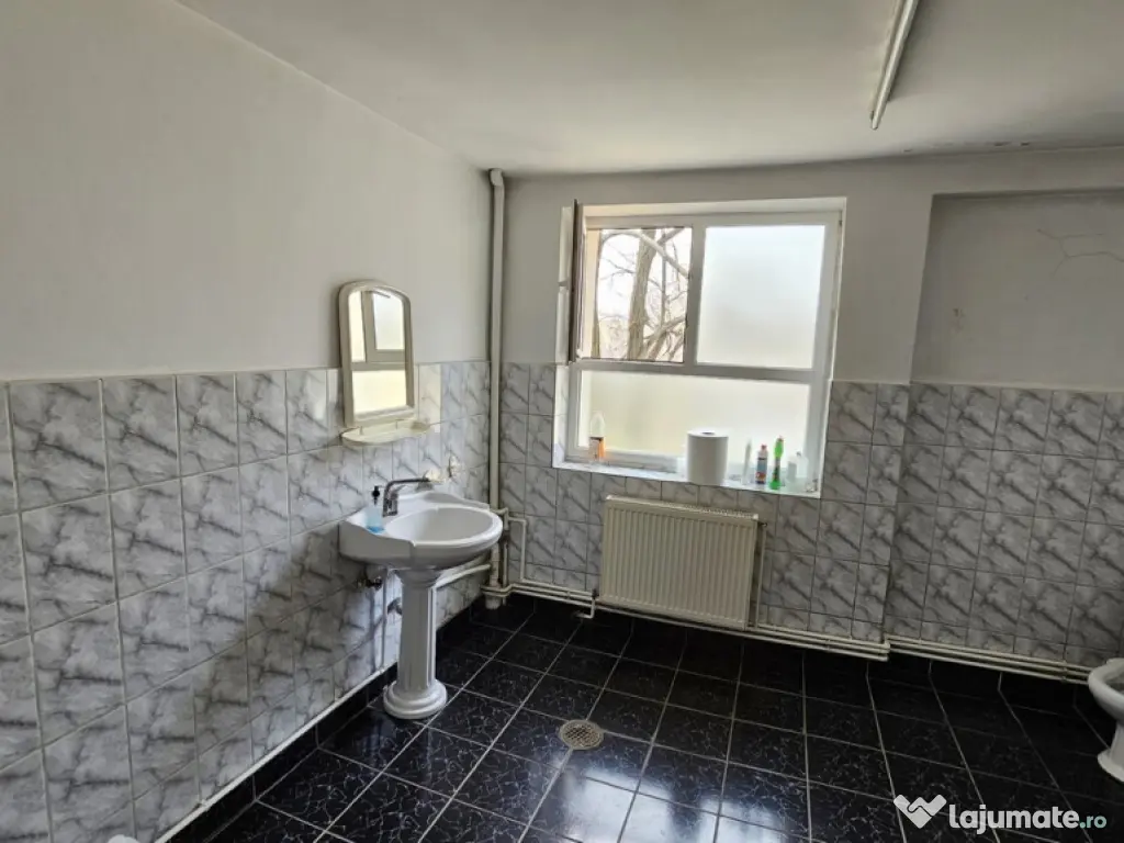 NORD - spatii birouri parter sau etaj intre 50 si 100 mp 