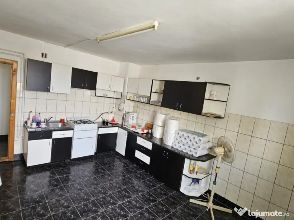 NORD - spatii birouri parter sau etaj intre 50 si 100 mp 