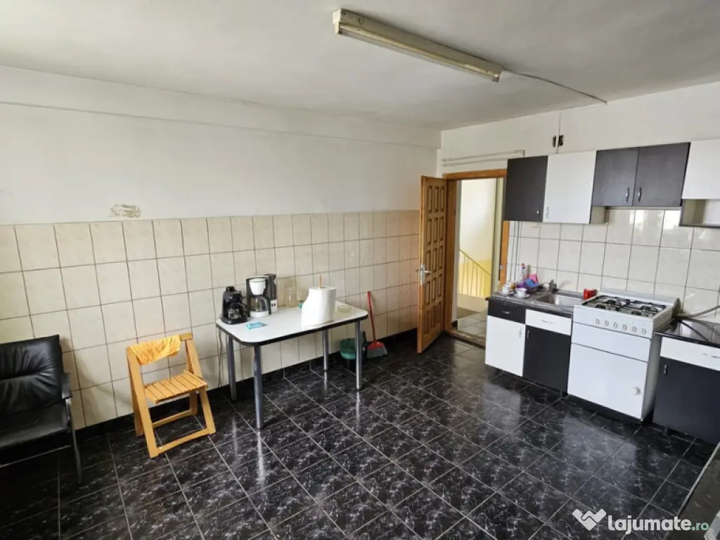 NORD - spatii birouri parter sau etaj intre 50 si 100 mp 