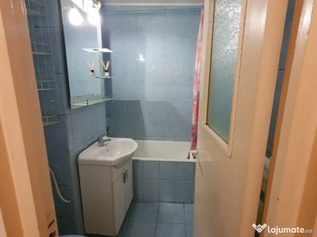 Apartament 2 camere in zona Buziasului