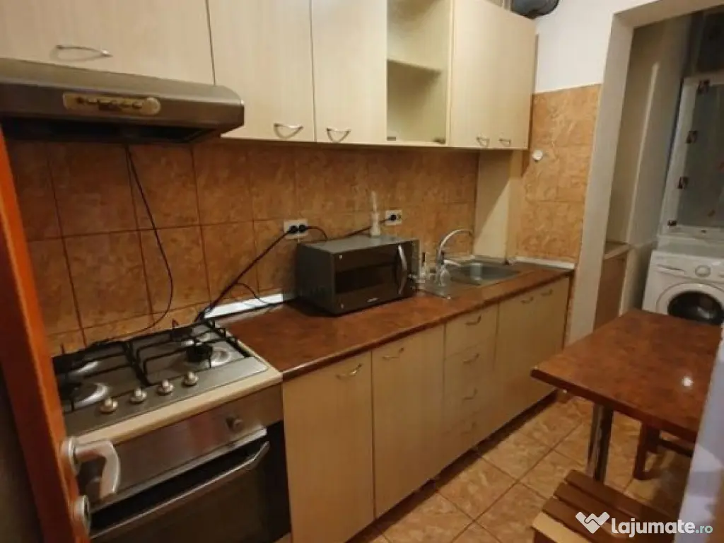 Apartament 2 camere in zona Buziasului