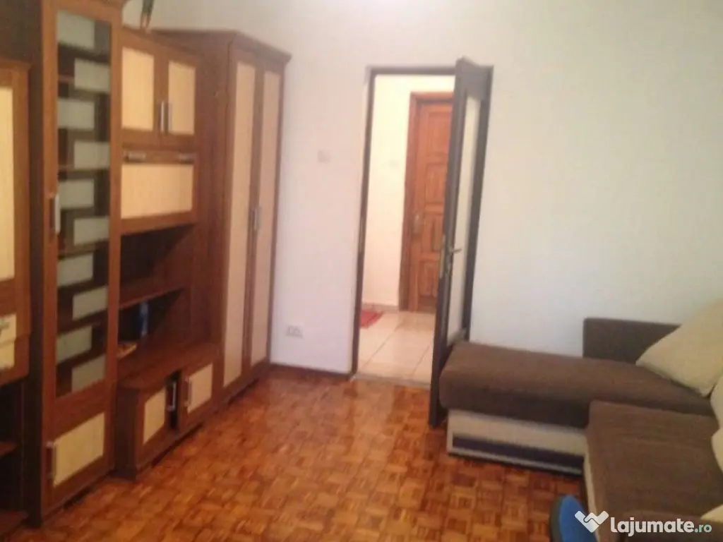 Apartament o camera zona Sagului