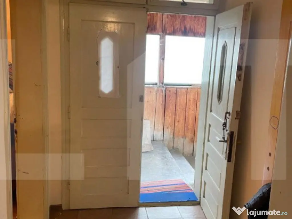 Ocazie! Casa de vacanta cu vedere la Lacul Belis