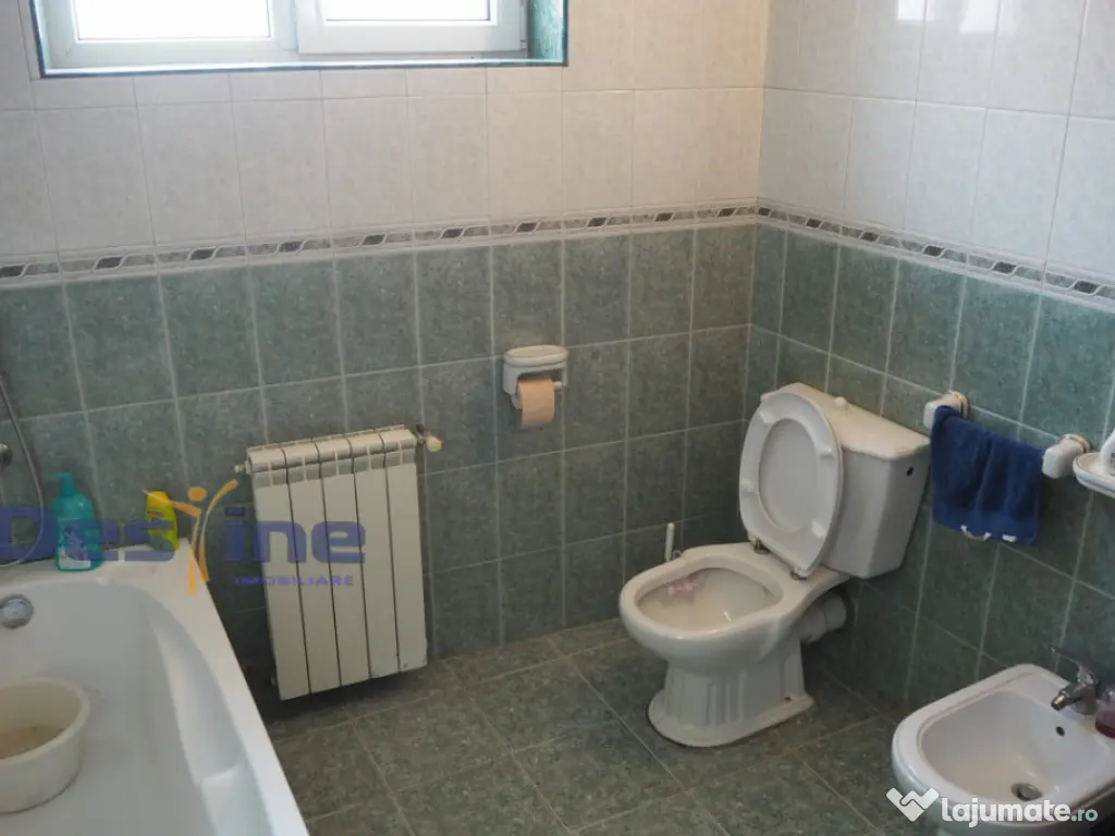 VAND CASA 3 CAMERE,POD,PIVNITA,2 GARAJE,FOISOR,DEJ 