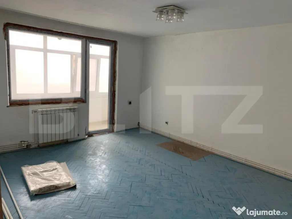 Apartament 4 camere, 91mp, 2 bai, zona Cetate, etaj 1, garaj