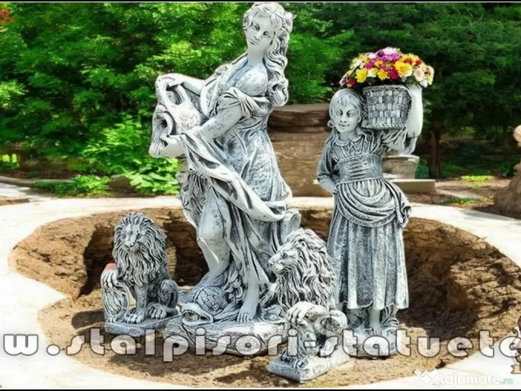 Set cinci statuete, gri patinat, model S94.