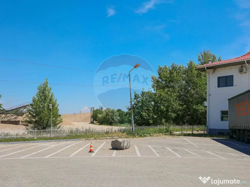 Hotel/Pensiune de vânzare cu 16 camere, Punct de Frontie...