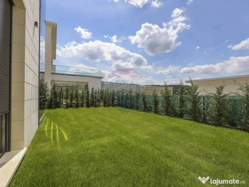 EXCLUSIVITATE RE/MAX! Vânzare casă semifinisată în Bo... 