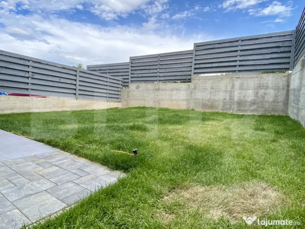 Duplex 4 camere, 120mp utili in Dezmir