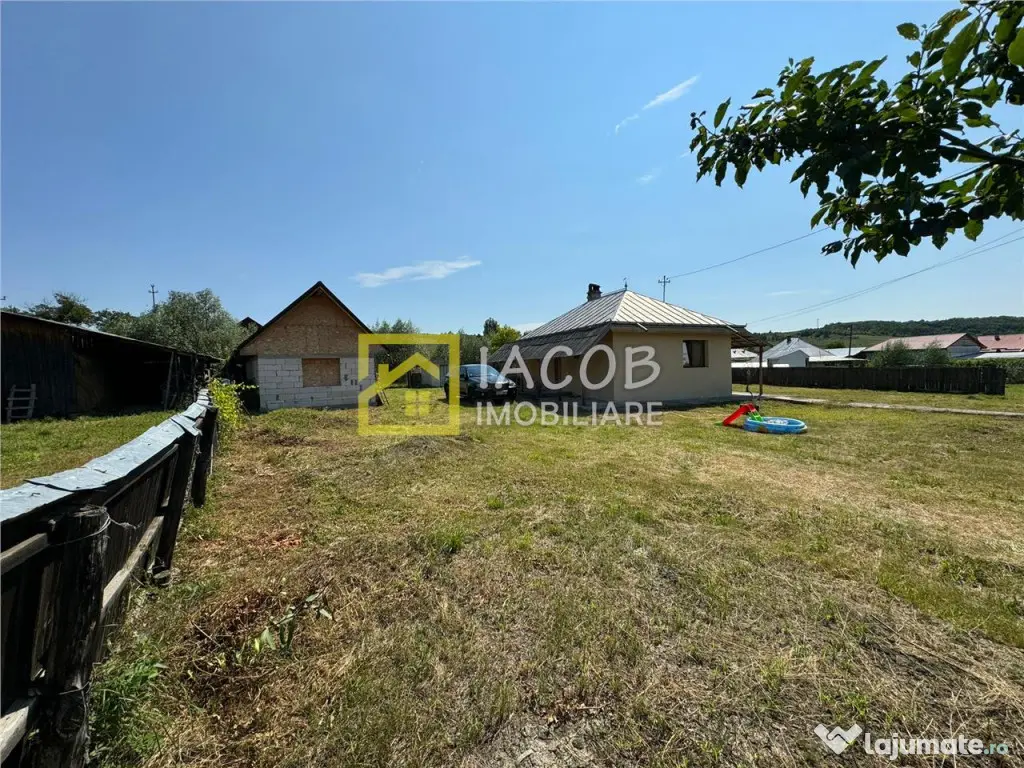 Casa parter (caramida) cu anexa (BCA) pe un teren 1180 mp, s