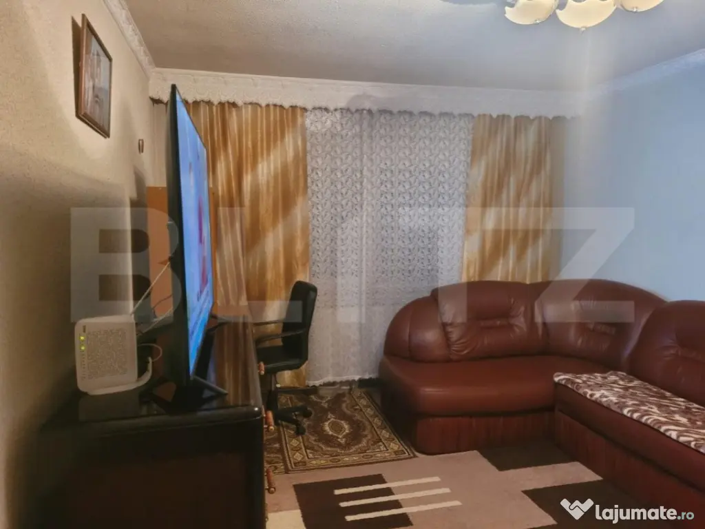 Apartament 4 camere, decomandat, 78 mp, zona Ramiro